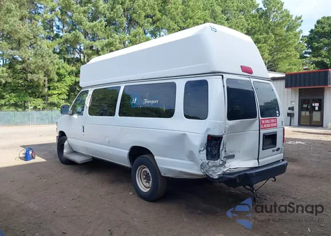 2010 Ford E-350 Super Duty Commercial/Recreational z USA, uszkodzony, nr VIN 1FTDS3EL1ADA22633